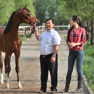 為女兒筑夢(mèng)，打造馬術(shù)生活的世外桃源