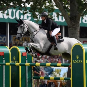 在草地上，沒有兩場比賽是完全一樣的